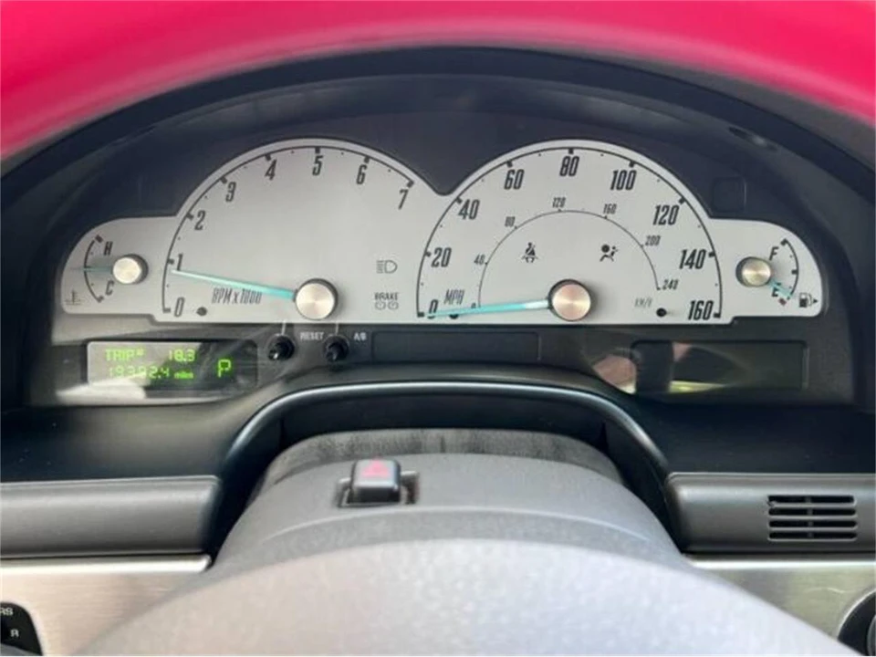 2002 Ford Thunderbird 11th Gen - Image 11 of 20