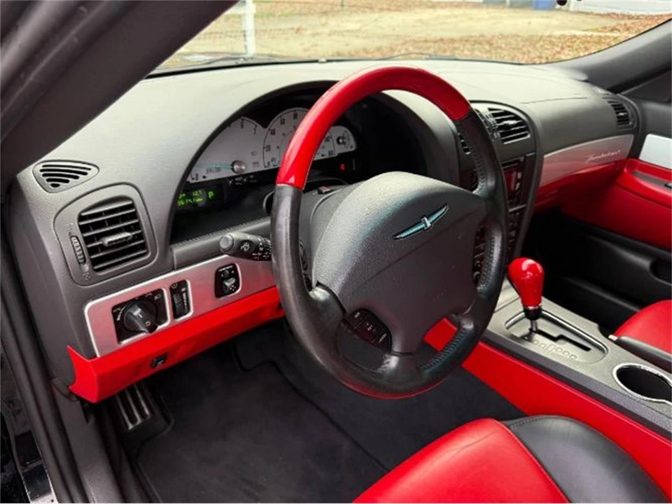 2002 Ford Thunderbird 11th Gen - Image 9 of 17