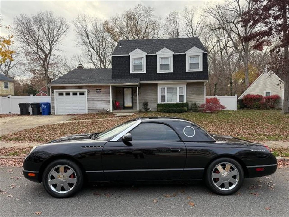 2002 Ford Thunderbird 11th Gen - Image 14 of 17