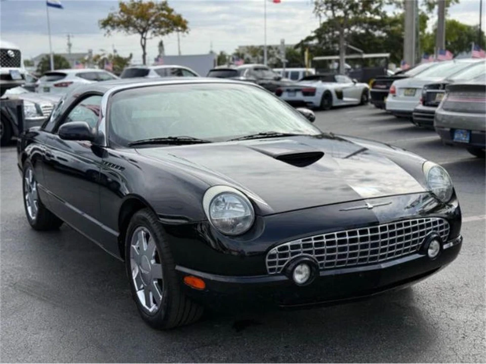 2002 Ford Thunderbird 11th Gen - Image 19 of 21
