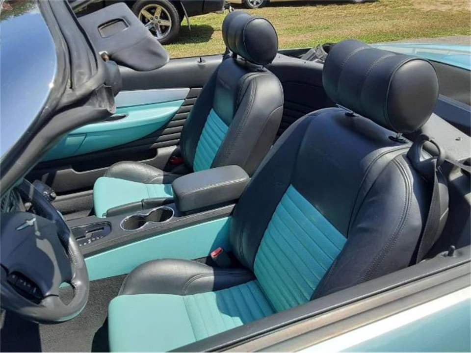 2002 Ford Thunderbird 11th Gen - Image 6 of 9