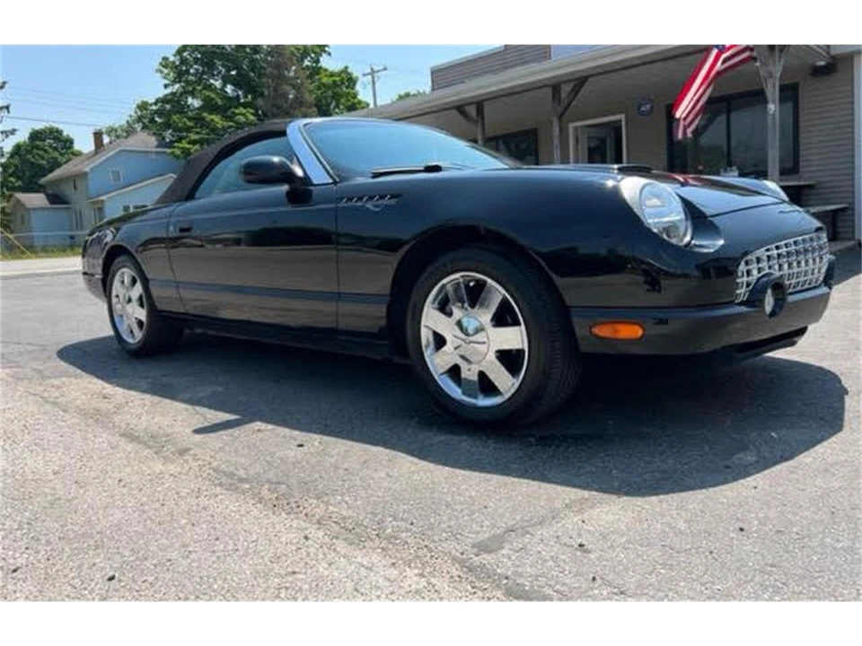 2002 Ford Thunderbird 11th Gen - Image 6 of 8