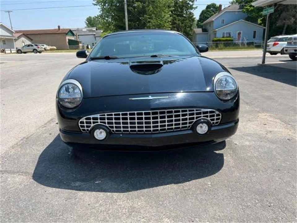 2002 Ford Thunderbird 11th Gen - Image 4 of 8