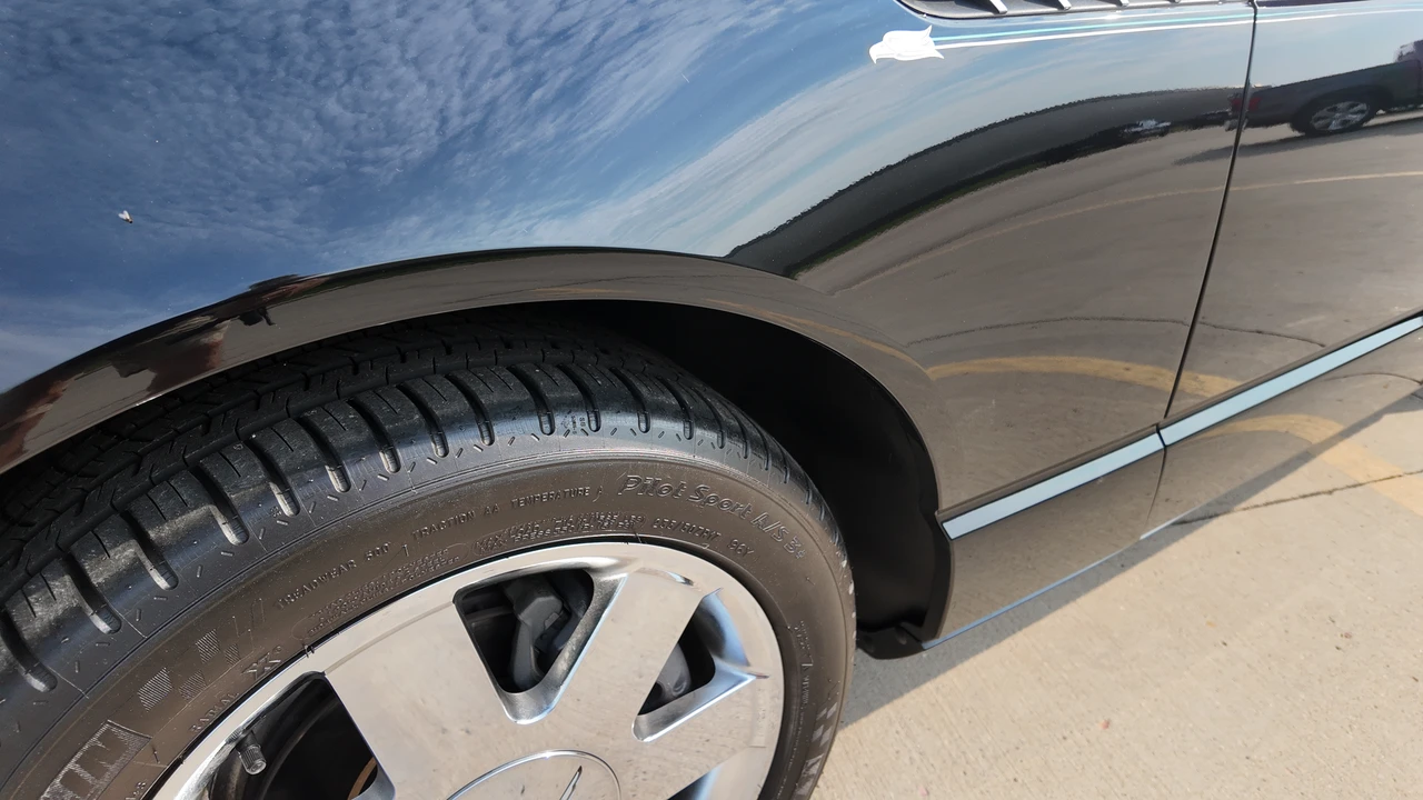 2002 Ford Thunderbird 11th Gen - Image 16 of 31
