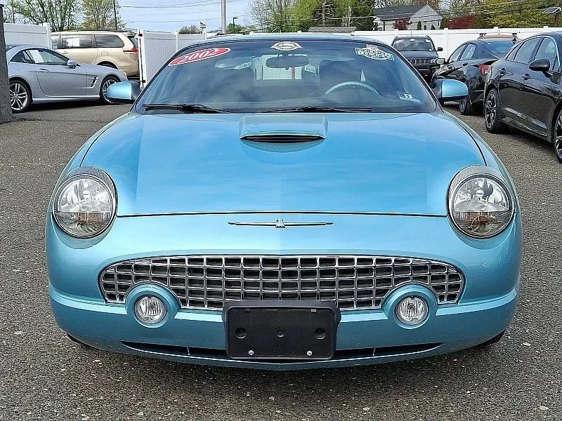 2002 Ford Thunderbird 11th Gen - Image 3 of 12