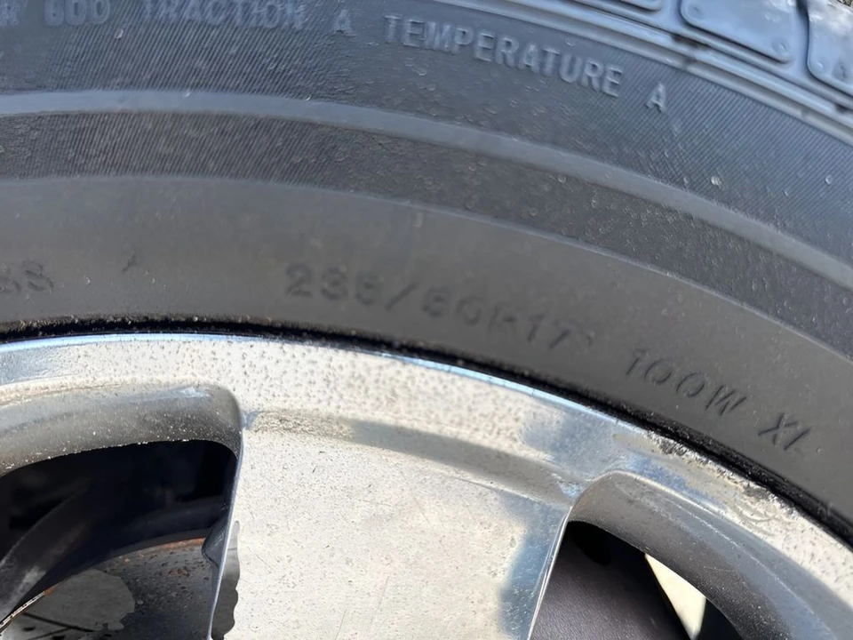 2002 Ford Thunderbird 11th Gen - Image 24 of 27