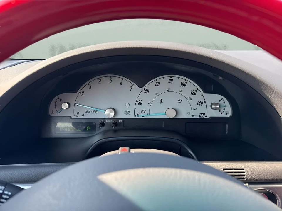 2002 Ford Thunderbird 11th Gen - Image 17 of 21