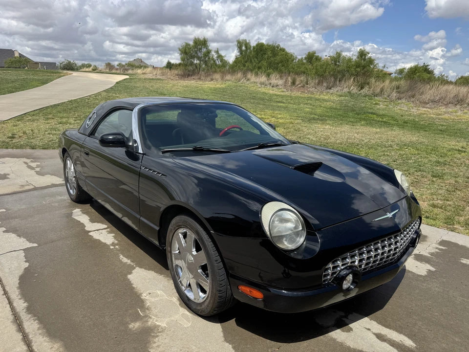 2002 Ford Thunderbird 11th Gen - Image 2 of 14