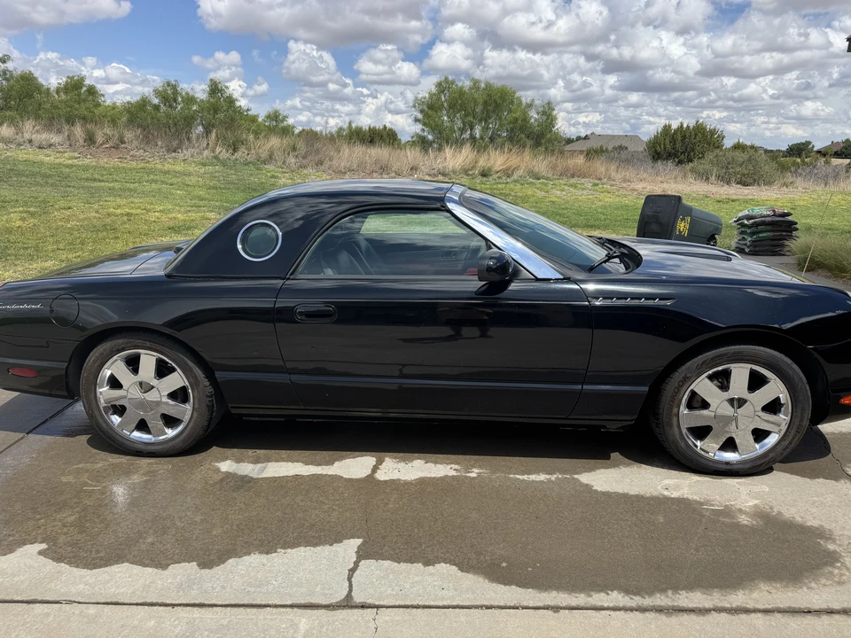 2002 Ford Thunderbird 11th Gen - Image 3 of 14