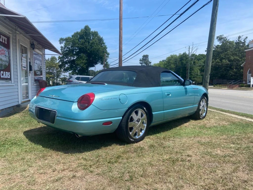 2002 Ford Thunderbird 11th Gen - Image 18 of 20