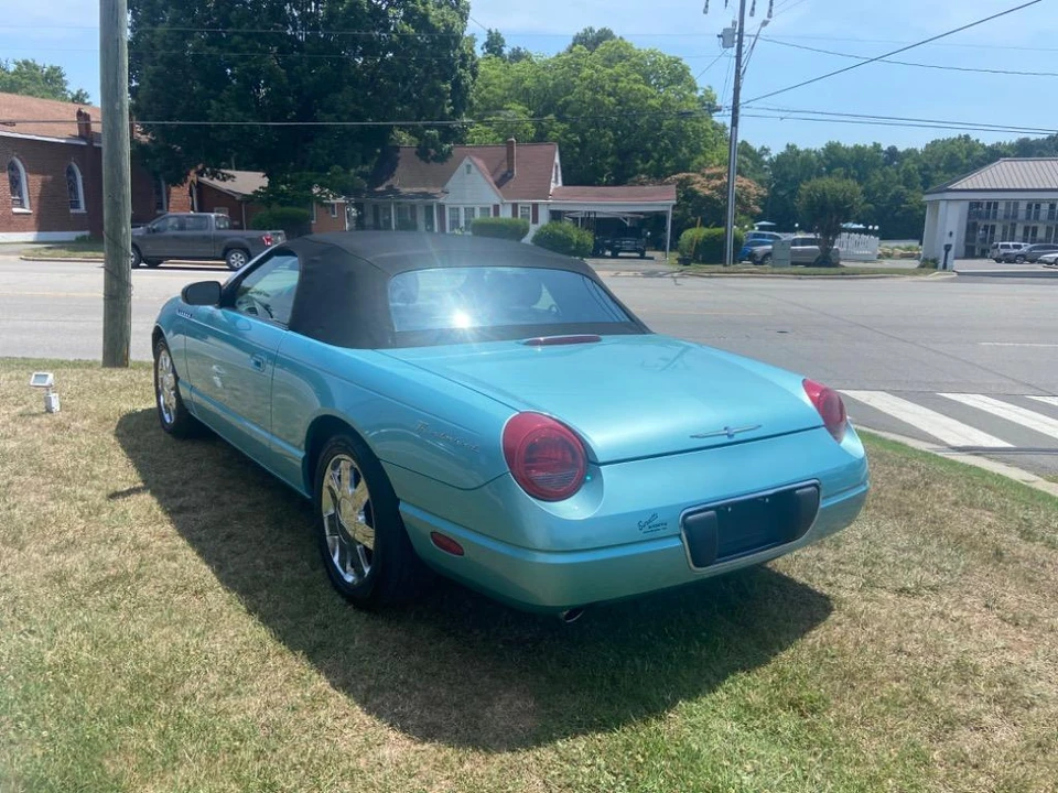2002 Ford Thunderbird 11th Gen - Image 19 of 20