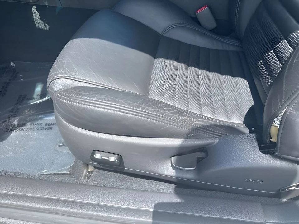 2002 Ford Thunderbird 11th Gen - Image 10 of 29