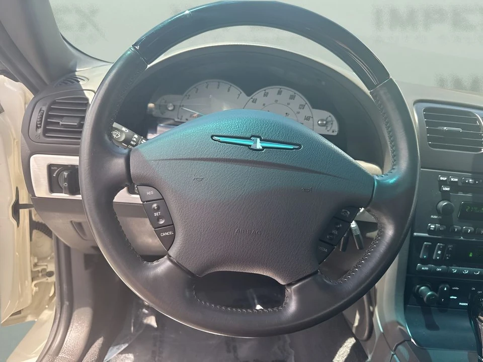 2002 Ford Thunderbird 11th Gen - Image 13 of 29