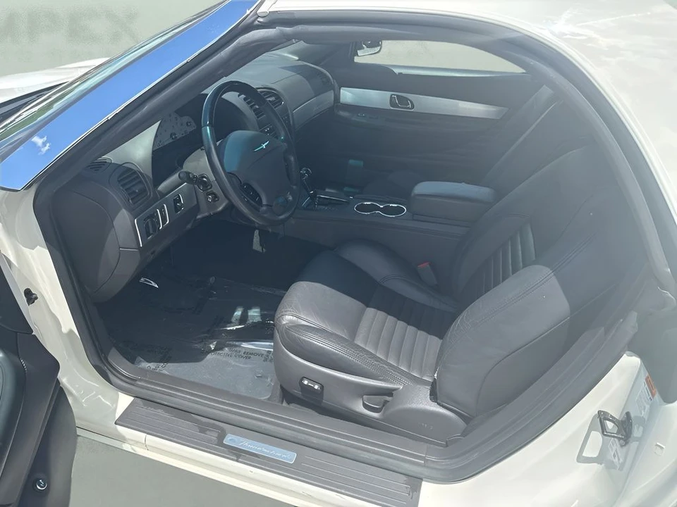 2002 Ford Thunderbird 11th Gen - Image 9 of 29