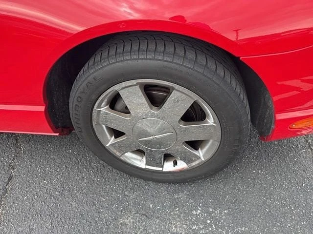 2002 Ford Thunderbird 11th Gen - Image 4 of 15