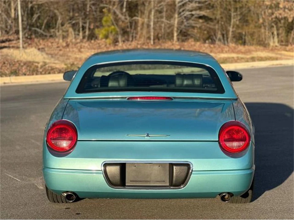 2002 Ford Thunderbird 11th Gen - Image 8 of 25