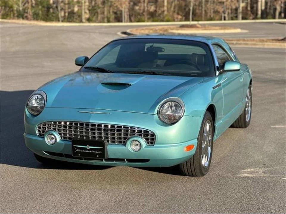 2002 Ford Thunderbird 11th Gen - Image 20 of 25