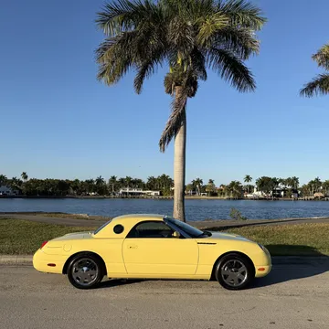 2002 Ford Thunderbird Deluxe