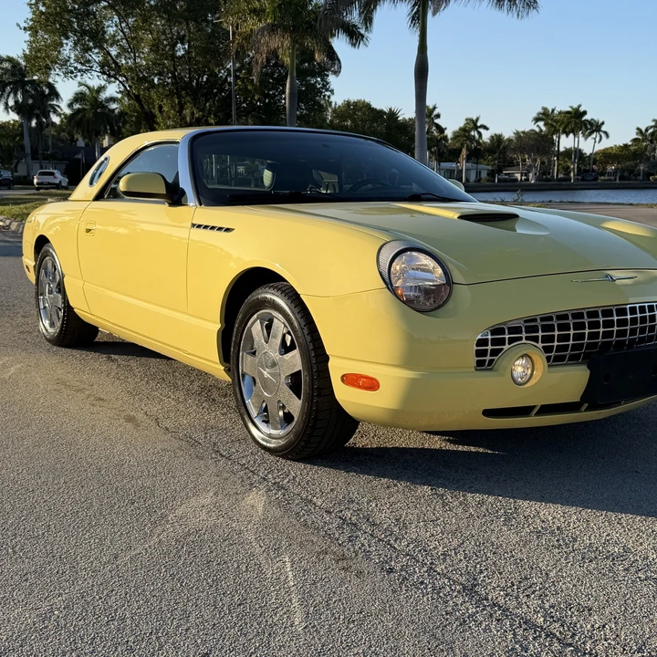 2002 Ford Thunderbird 11th Gen - Image 3 of 31