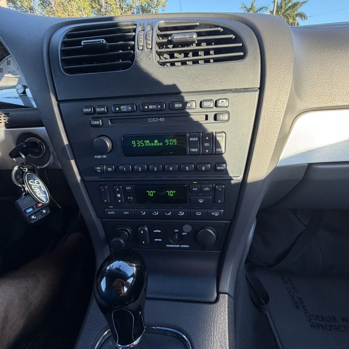 2002 Ford Thunderbird 11th Gen - Image 21 of 21