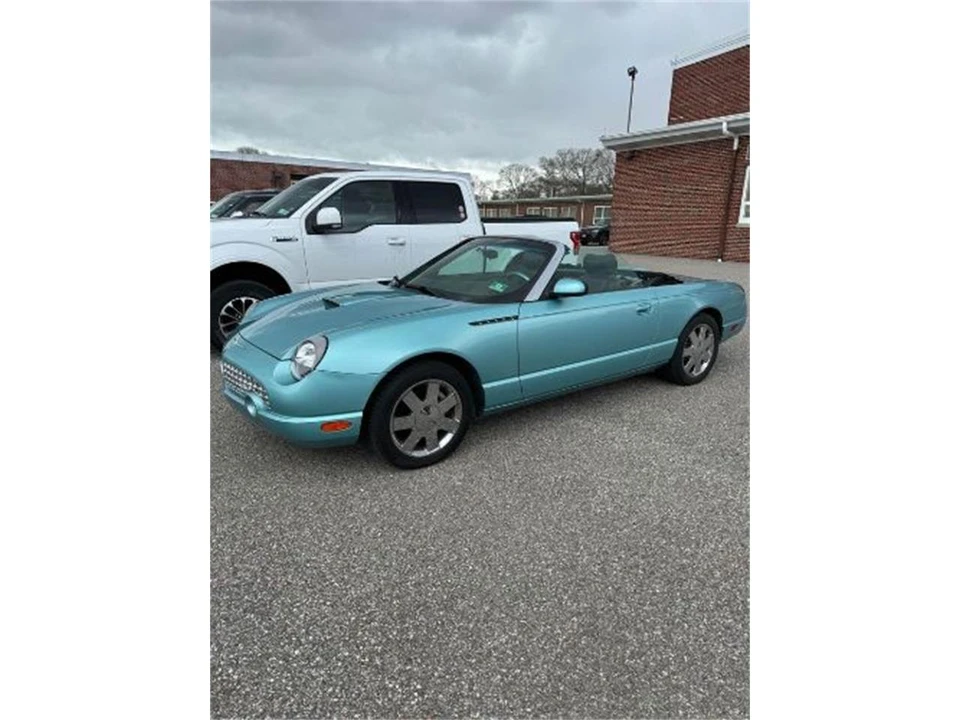 2002 Ford Thunderbird 11th Gen - Image 6 of 8