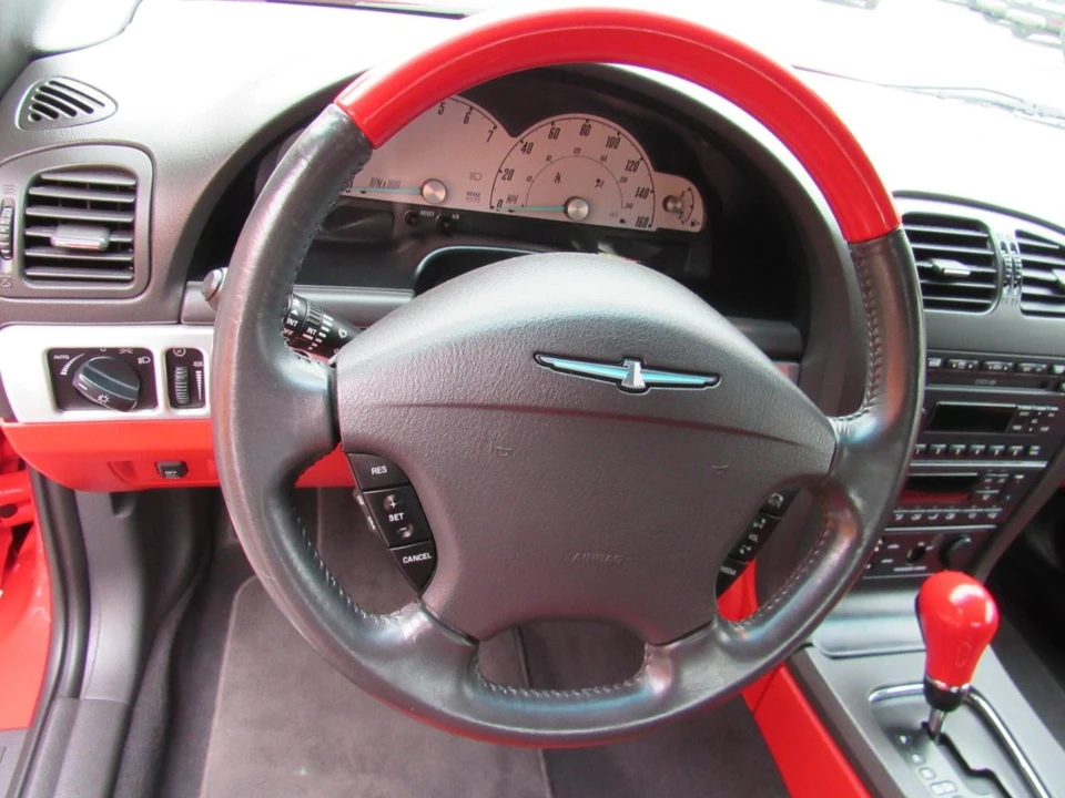 2002 Ford Thunderbird 11th Gen - Image 27 of 31