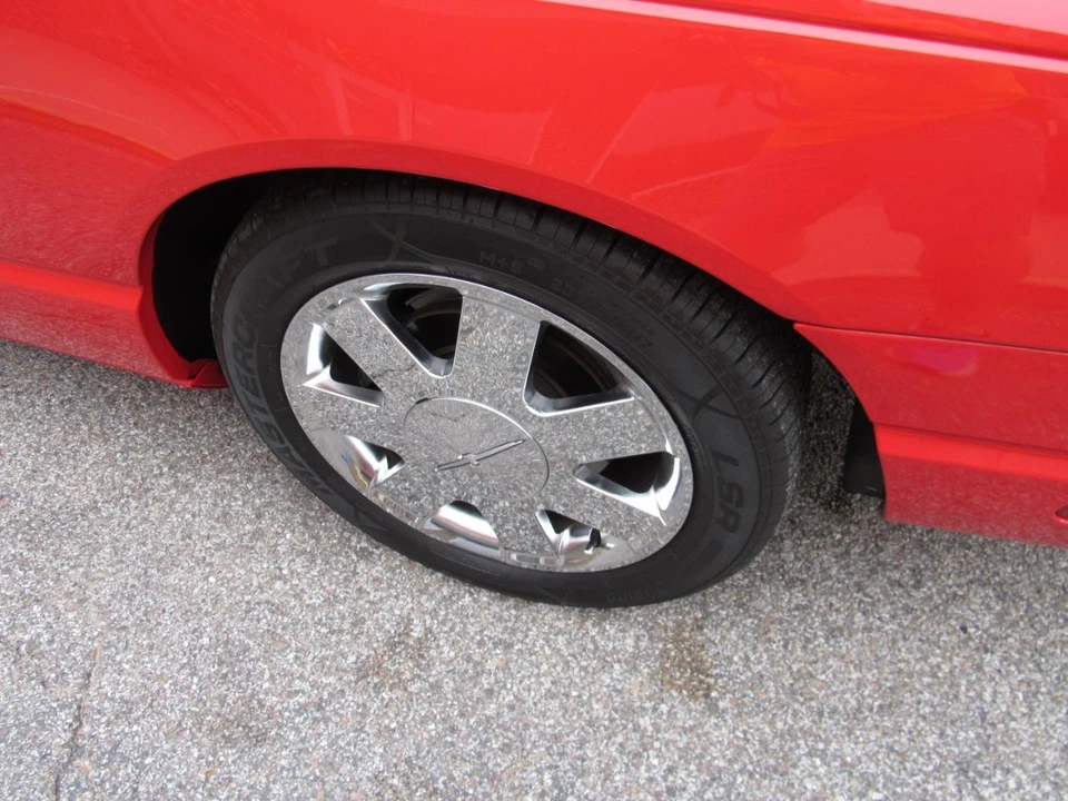 2002 Ford Thunderbird 11th Gen - Image 16 of 31