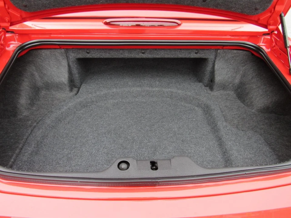 2002 Ford Thunderbird 11th Gen - Image 13 of 31