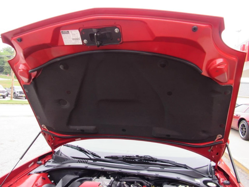 2002 Ford Thunderbird 11th Gen - Image 19 of 31