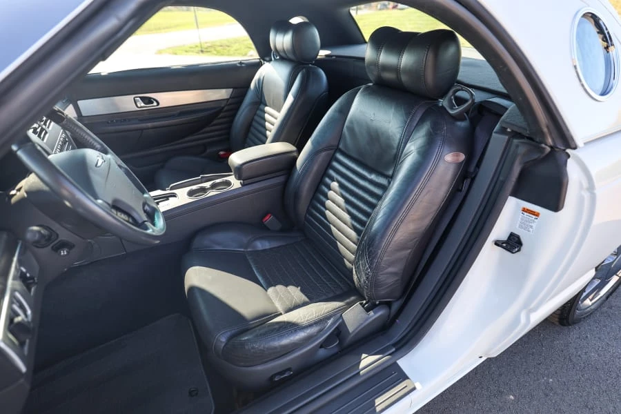 2002 Ford Thunderbird 11th Gen - Image 29 of 31