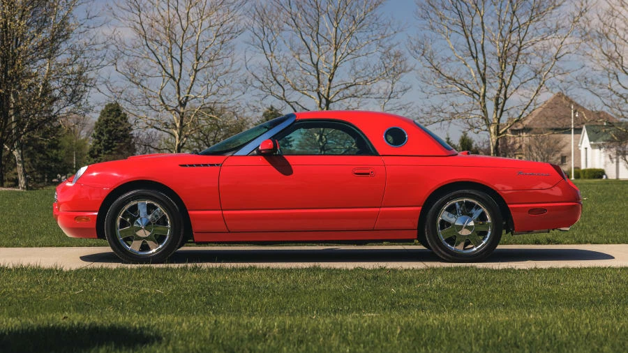 2002 Ford Thunderbird 11th Gen - Image 2 of 31