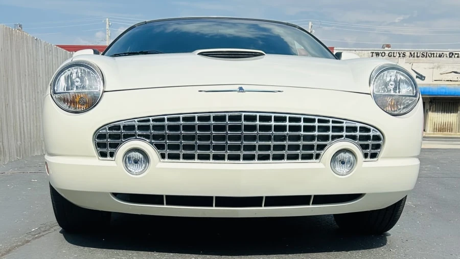 2002 Ford Thunderbird 11th Gen - Image 4 of 6
