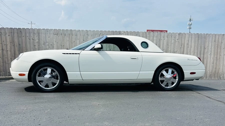 2002 Ford Thunderbird 11th Gen - Image 2 of 6
