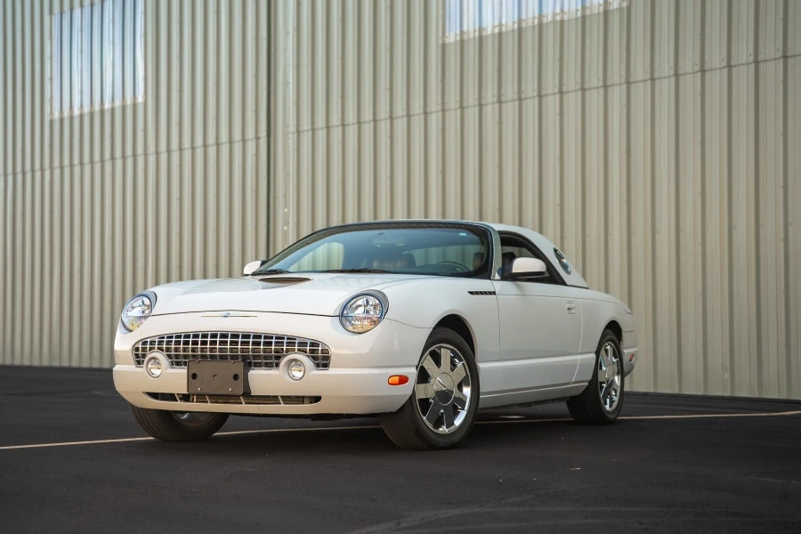2002 Ford Thunderbird 11th Gen - Image 22 of 31