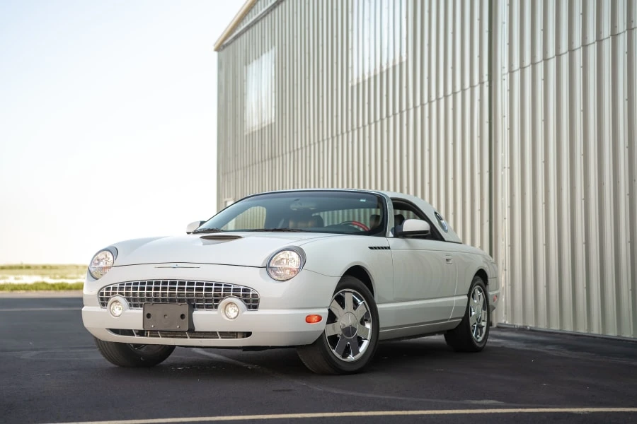 2002 Ford Thunderbird 11th Gen - Image 15 of 31