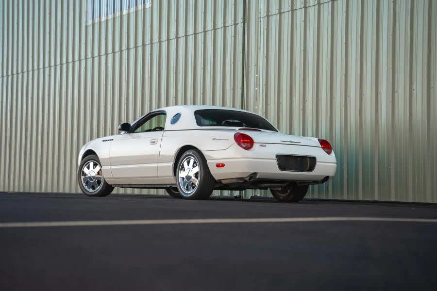 2002 Ford Thunderbird 11th Gen - Image 7 of 31