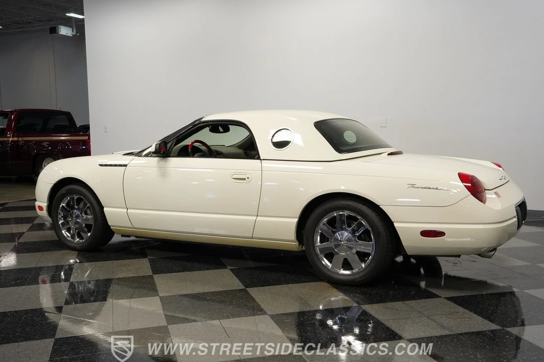 2002 Ford Thunderbird 11th Gen - Image 8 of 12