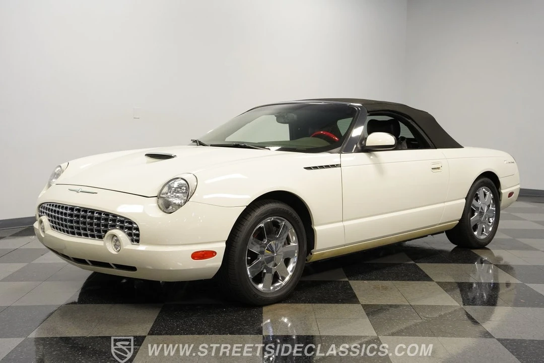 2002 Ford Thunderbird 11th Gen - Image 5 of 12