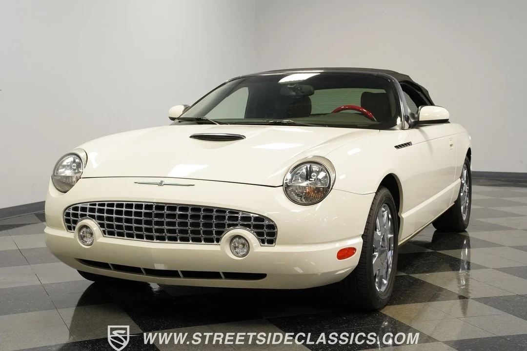 2002 Ford Thunderbird 11th Gen - Image 19 of 21