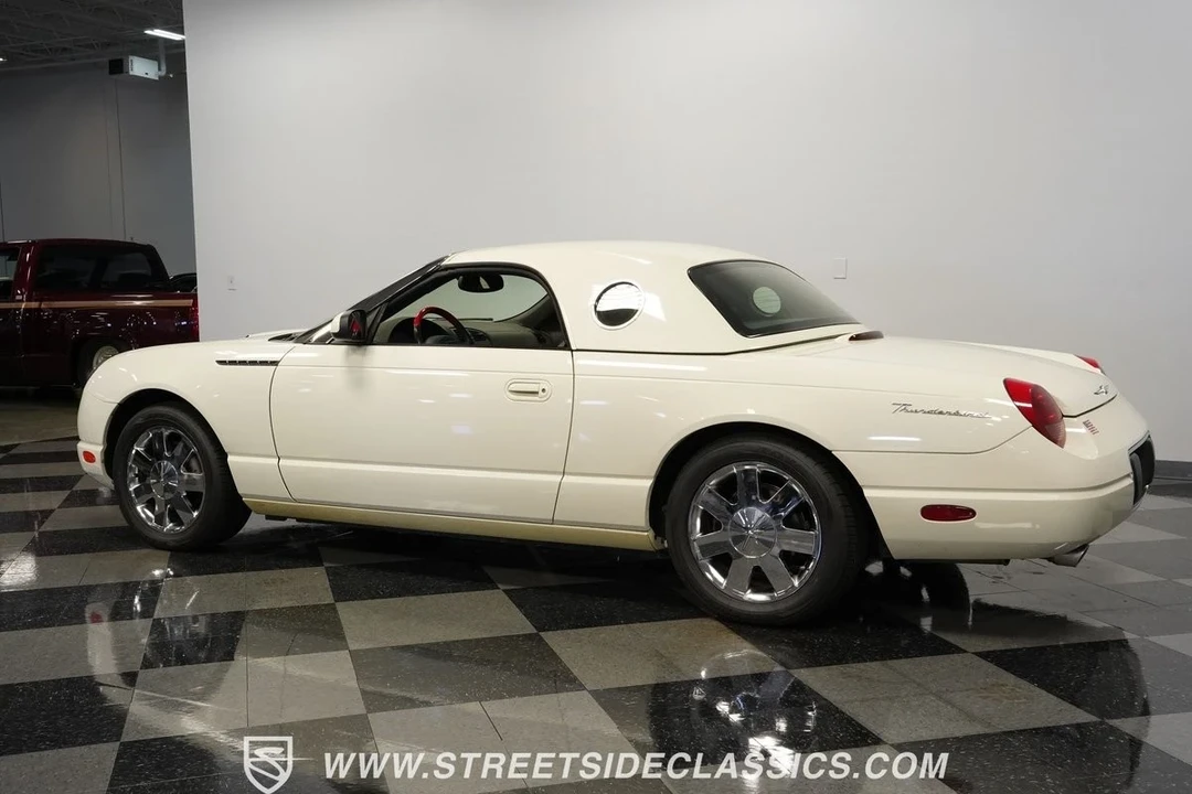 2002 Ford Thunderbird 11th Gen - Image 9 of 21