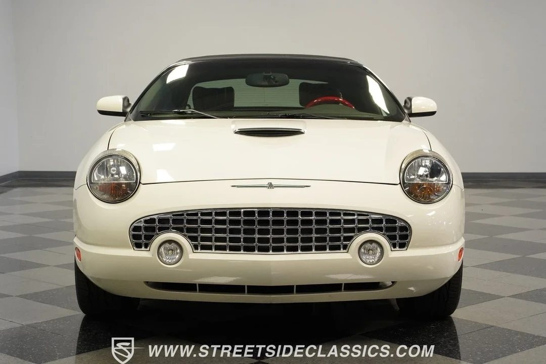 2002 Ford Thunderbird 11th Gen - Image 18 of 21