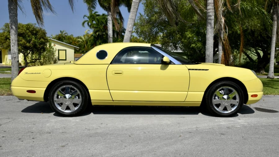 2002 Ford Thunderbird 11th Gen - Image 2 of 31