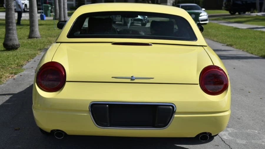 2002 Ford Thunderbird 11th Gen - Image 4 of 31