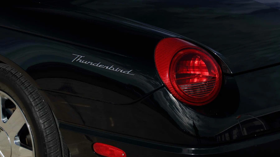 2002 Ford Thunderbird 11th Gen - Image 9 of 22