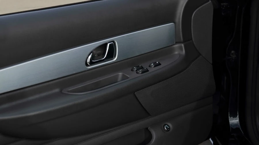 2002 Ford Thunderbird 11th Gen - Image 19 of 22