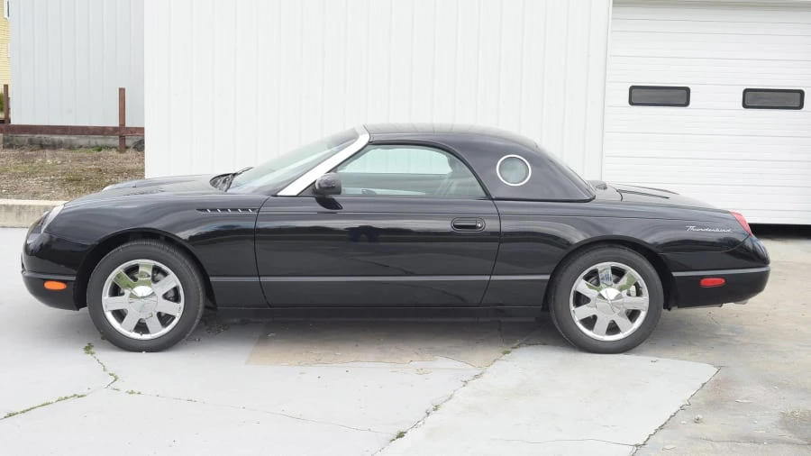 2002 Ford Thunderbird 11th Gen - Image 2 of 8