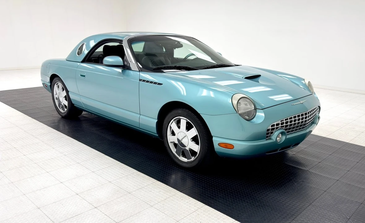 2002 Ford Thunderbird 11th Gen - Image 13 of 21