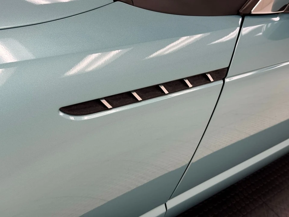 2002 Ford Thunderbird 11th Gen - Image 19 of 21