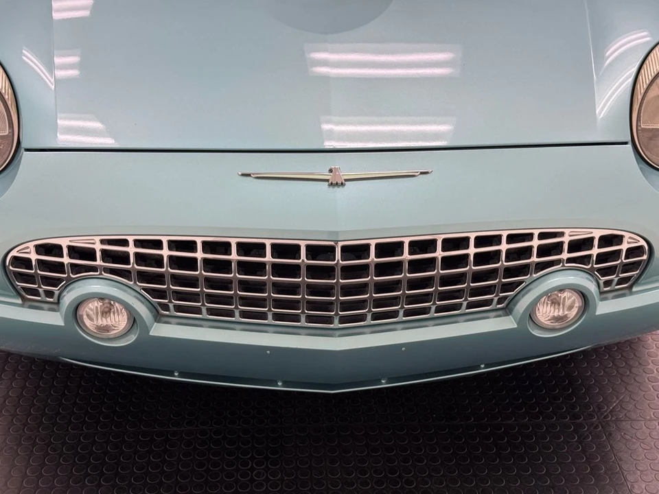 2002 Ford Thunderbird 11th Gen - Image 15 of 21