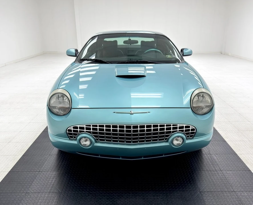 2002 Ford Thunderbird 11th Gen - Image 14 of 21